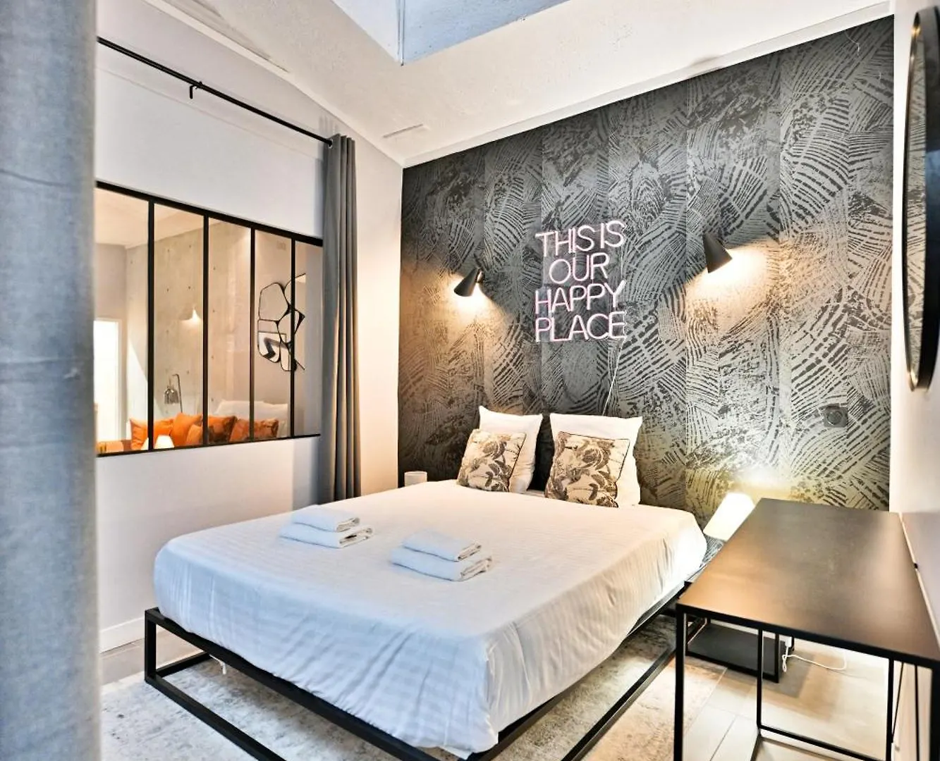 Elegant Loft Avec 2 Chambres Au Coeur De Párizs Apartman