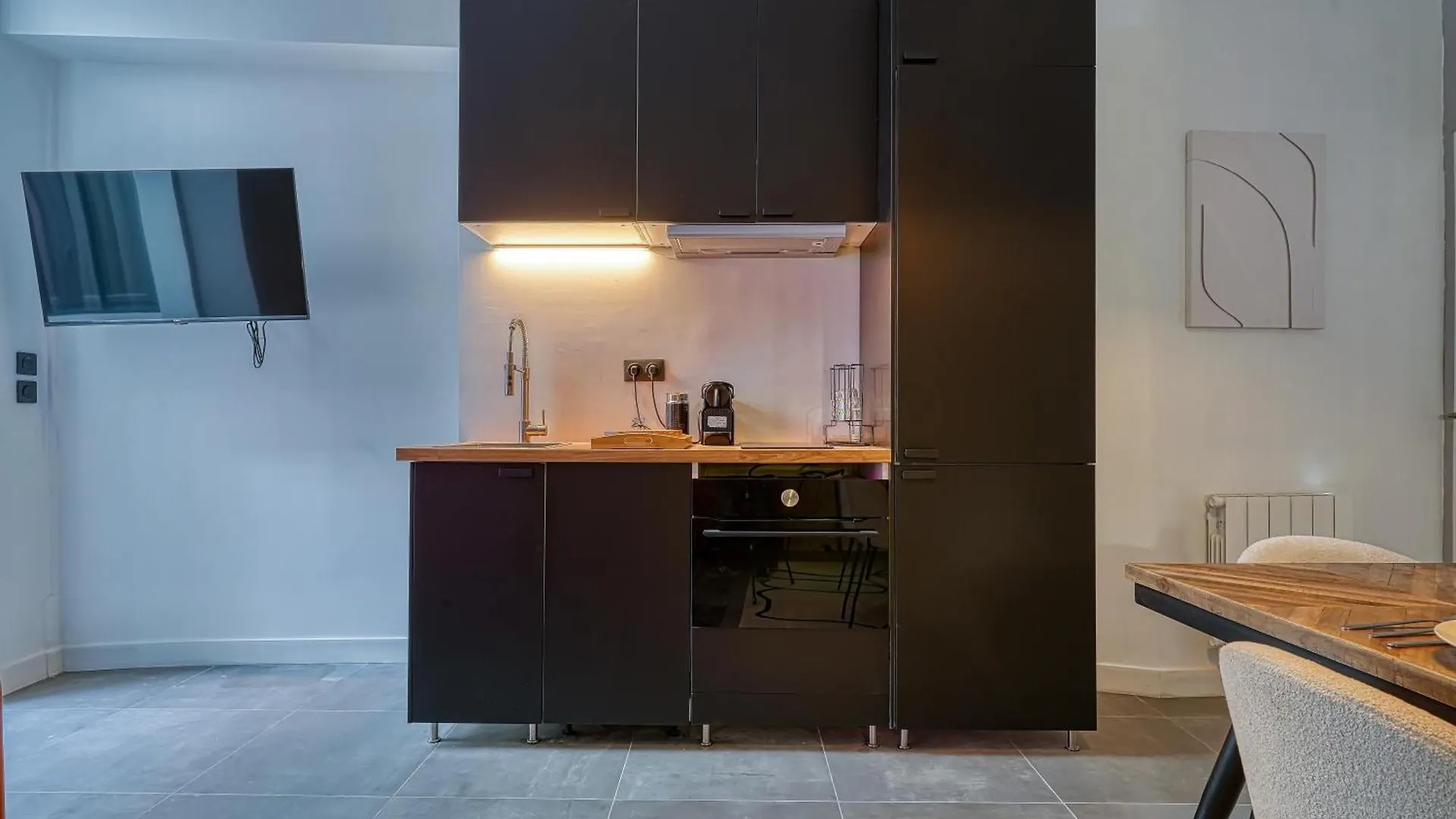 דירה Elegant Loft Avec 2 Chambres Au Coeur De פריז